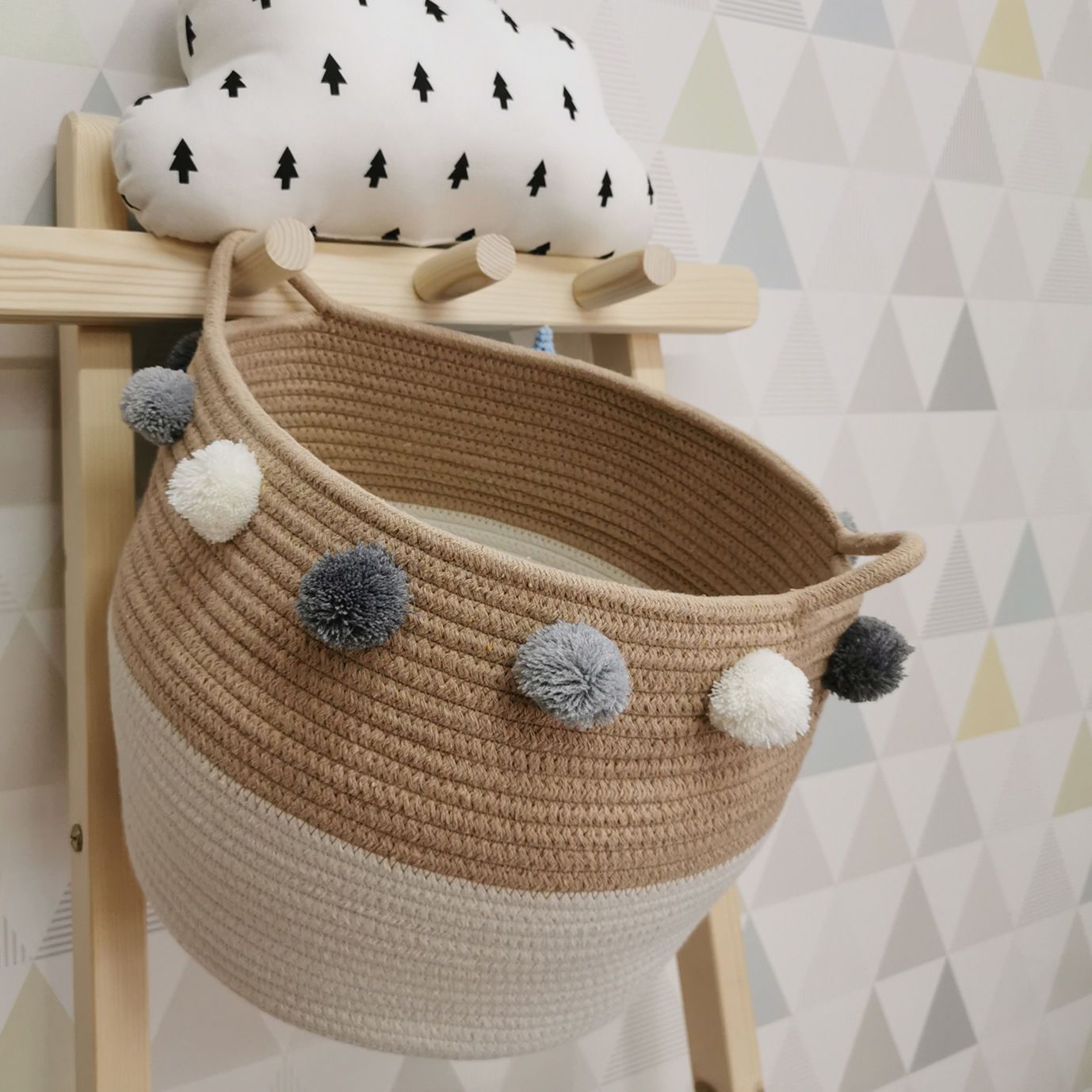 Panier de rangement à pompons