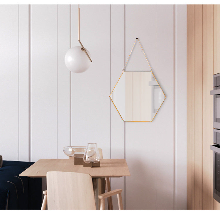 Miroir losange avec chaine